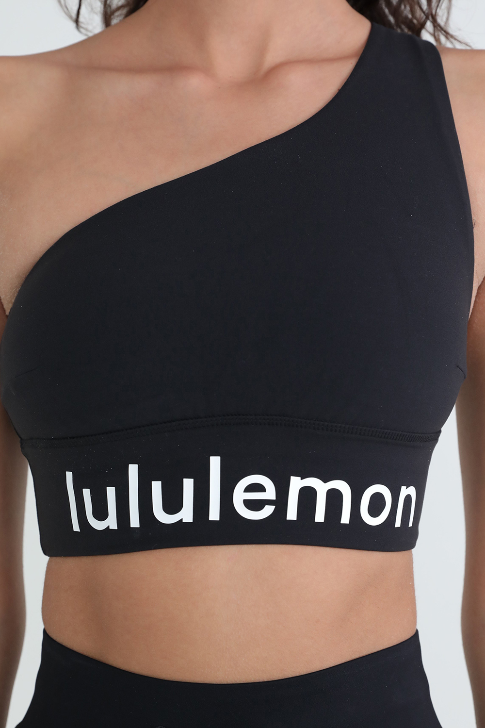 תמונת תקריב דוגמן של Align&trade; Asym Bra, C/D Cup *Graphic