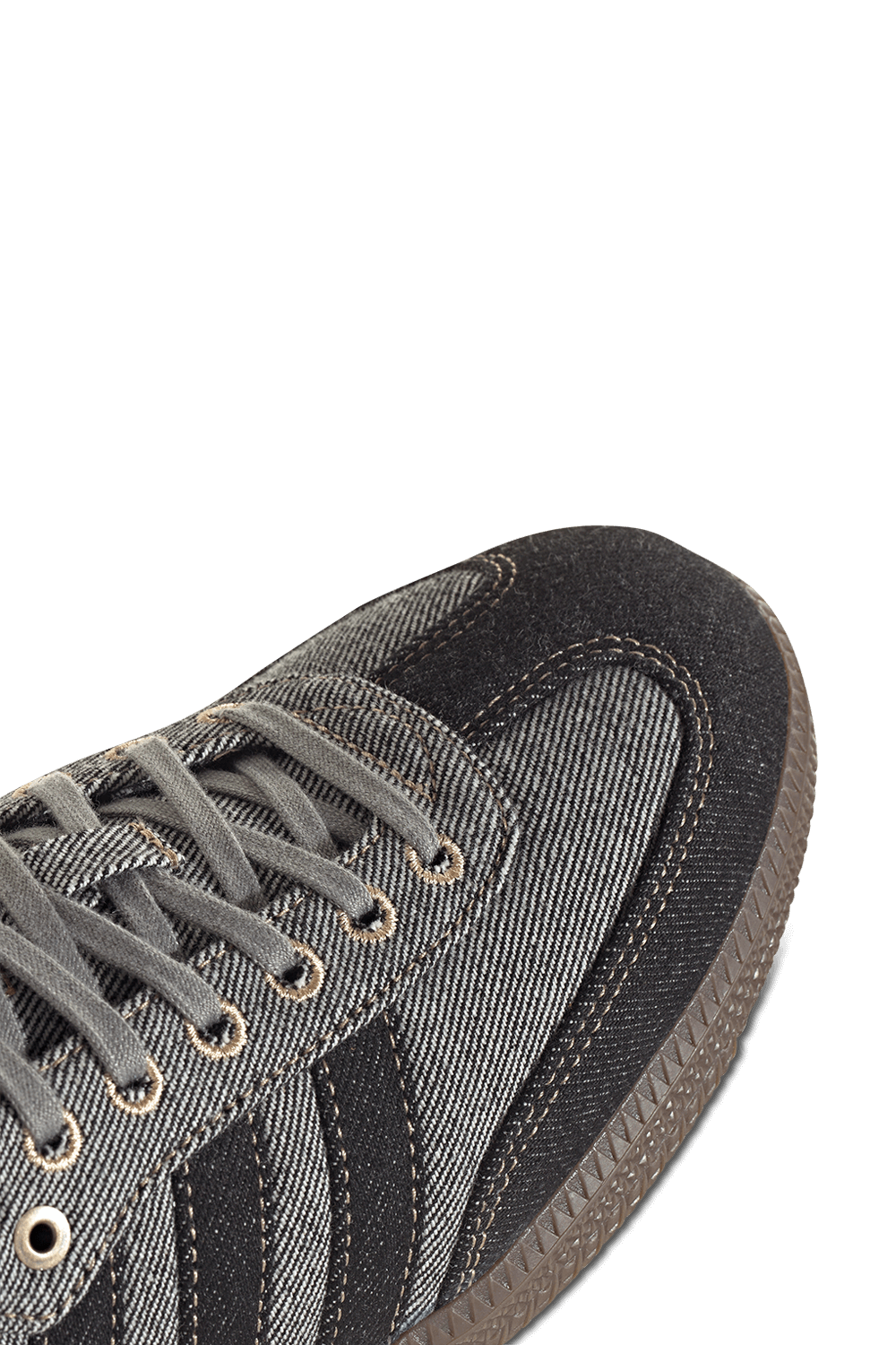 תמונת פנים של נעלי סניקרס סמבה ג'ינס