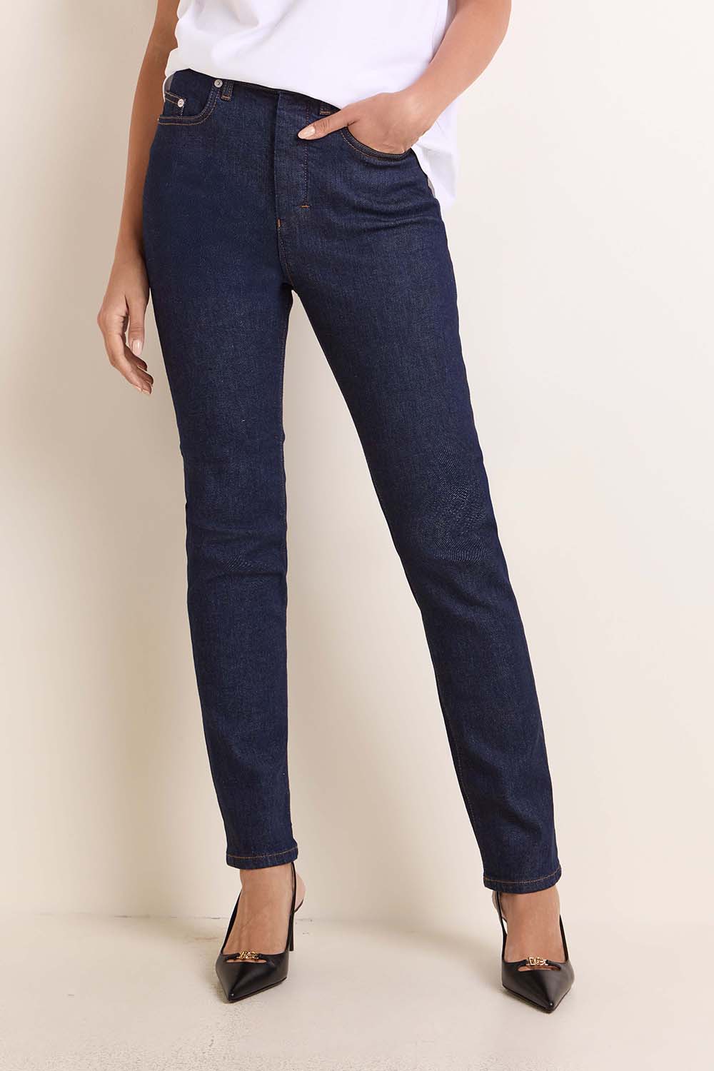 תמונת דוגמן קידמית של מכנסי ג'ינס לה דה-נים פילארי בגזרת סלים ישרה