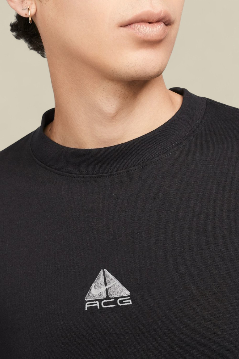 תמונת תקריב דוגמן של חולצת טי