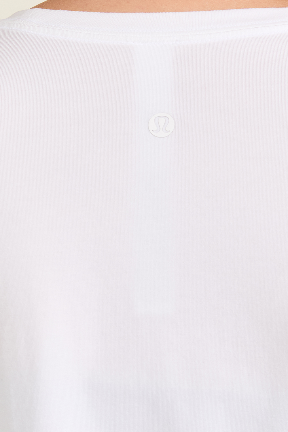 תמונת תקריב דוגמן של Love Long-Sleeve Shirt