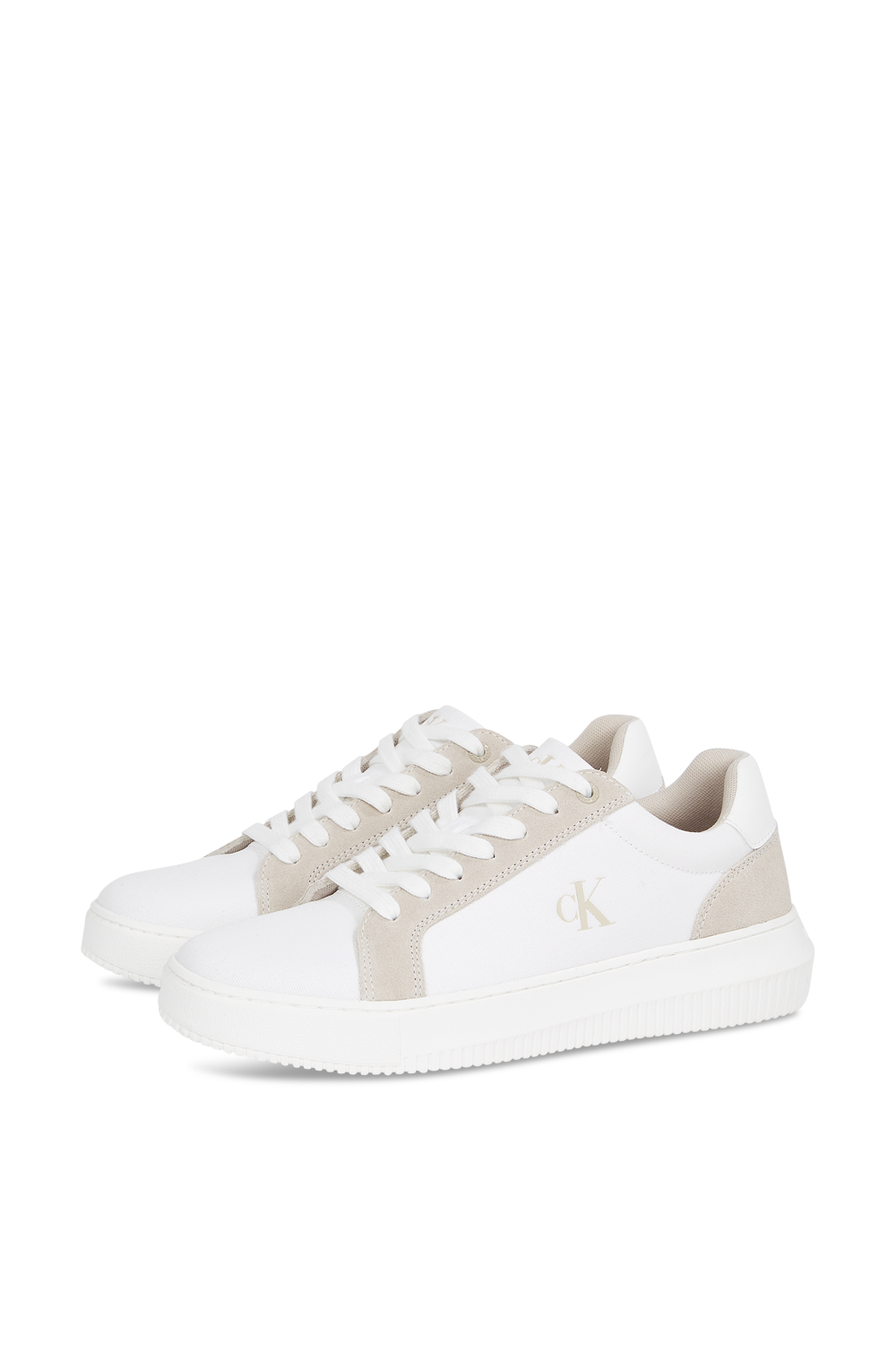 נעלי סניקרס