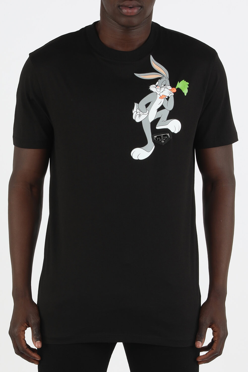 תמונת דוגמן קידמית של טי שירט עם הדפס באגס באני בגוון שחור