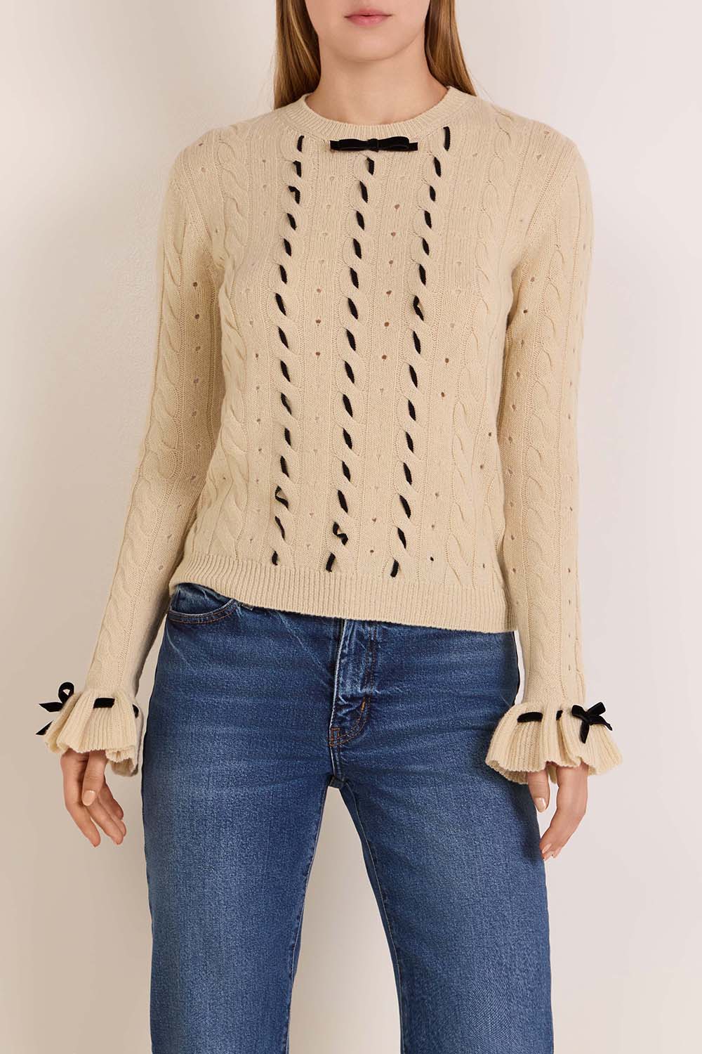 תמונת דוגמן קידמית של סריג צמות