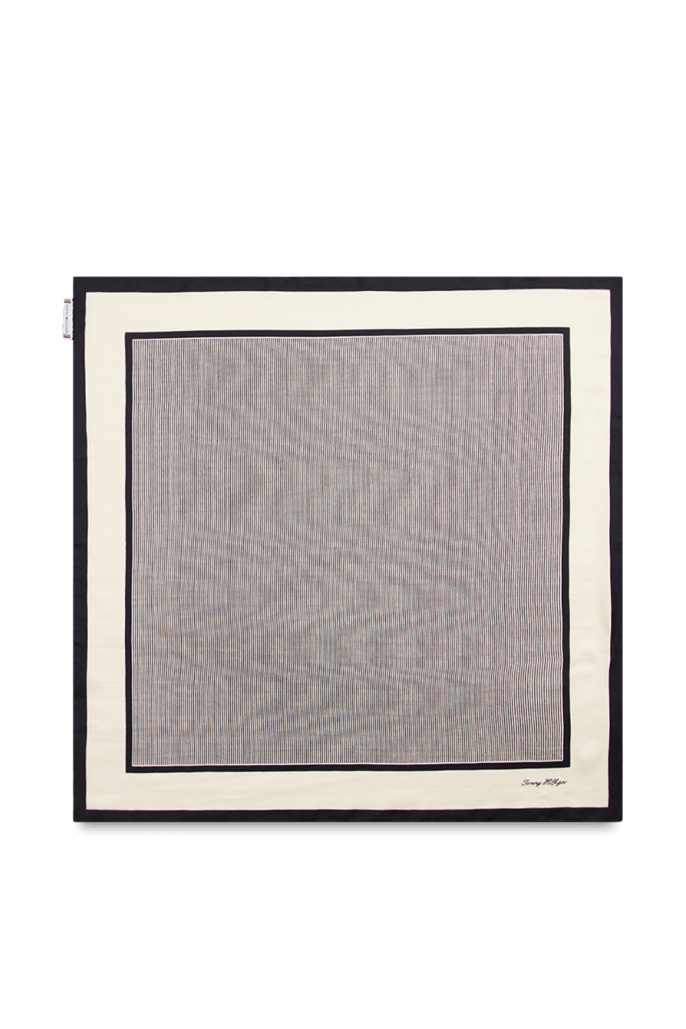 תמונה קידמית של צעיף משי