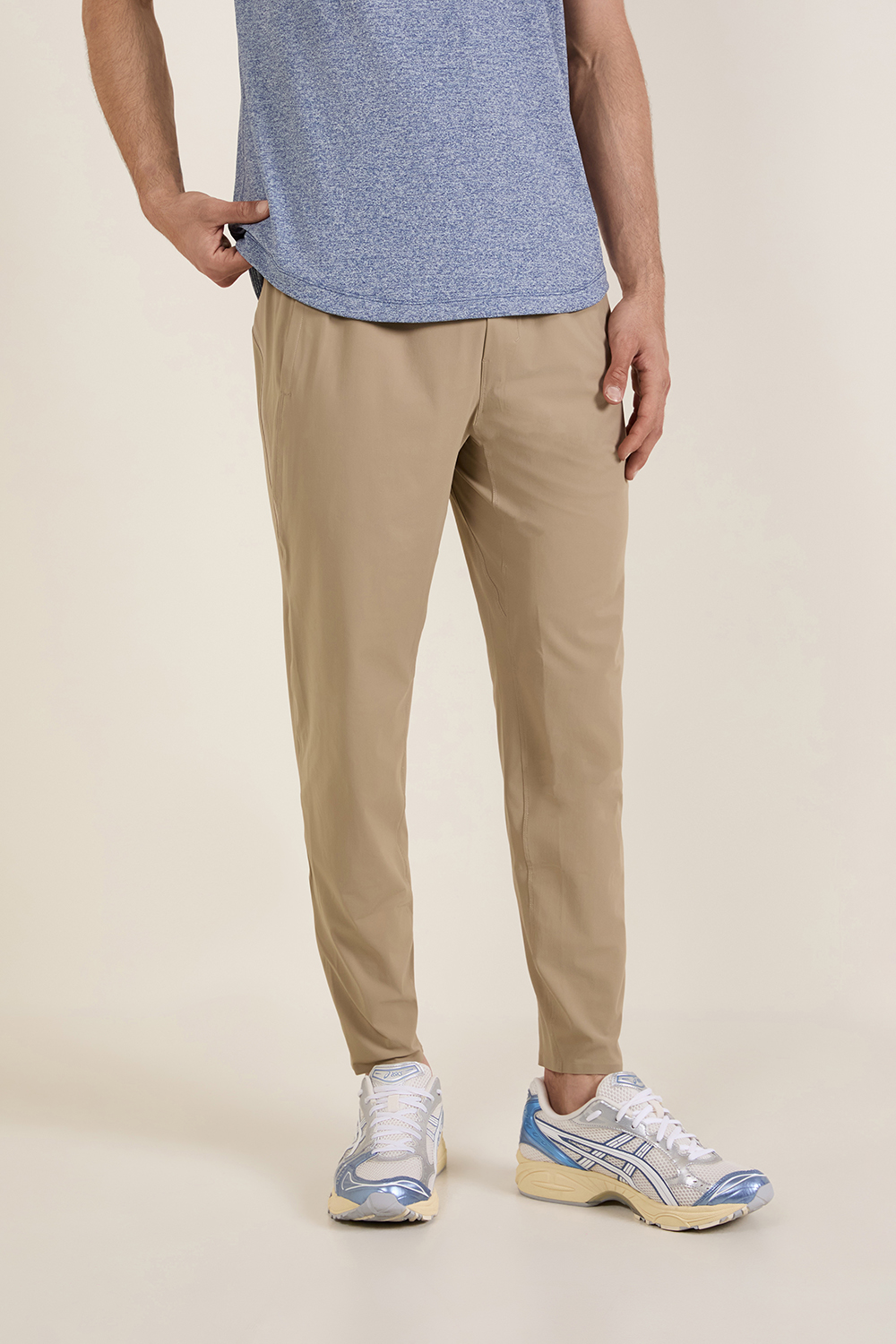 תמונת דוגמן קידמית של Pace Breaker Pant *Regular