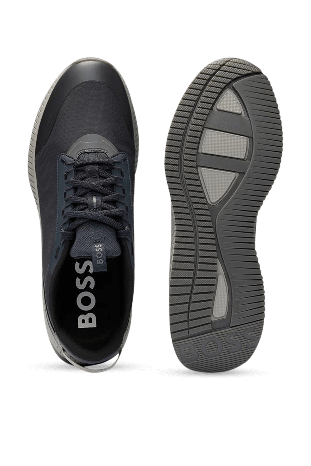 תמונת פנים של נעלי סניקרס