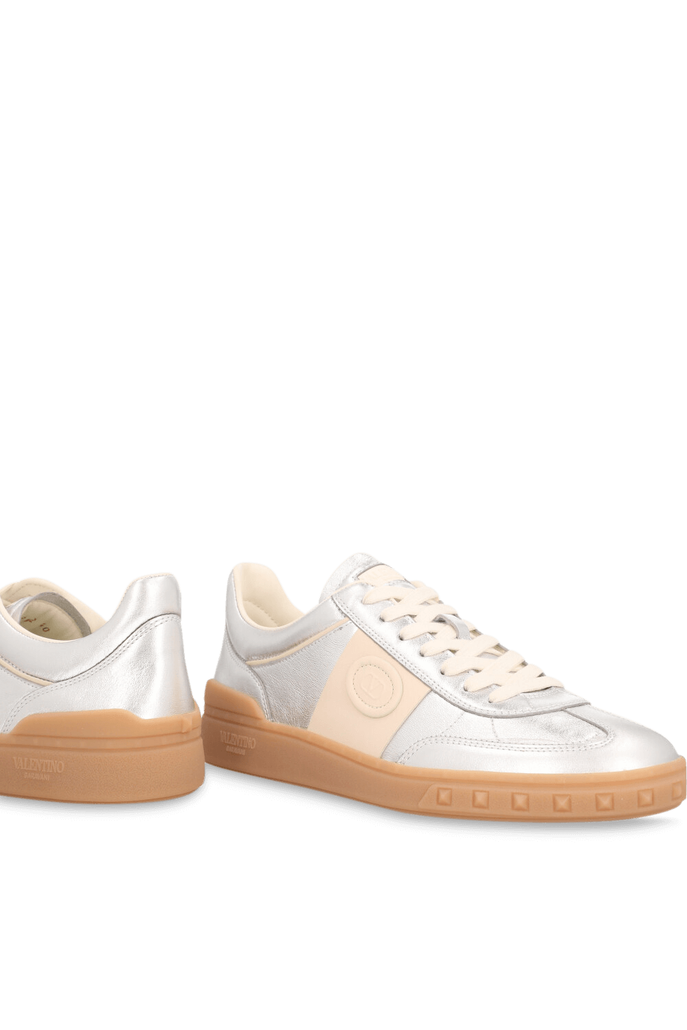 תמונת תקריב של סניקרס