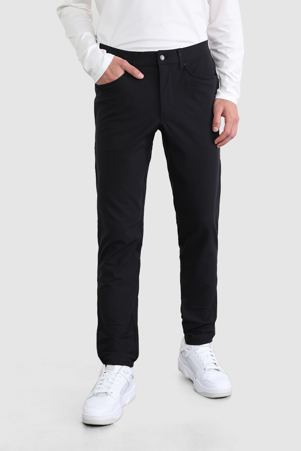 תמונת דוגמן קידמית של ABC Slim-Fit Pant 34"