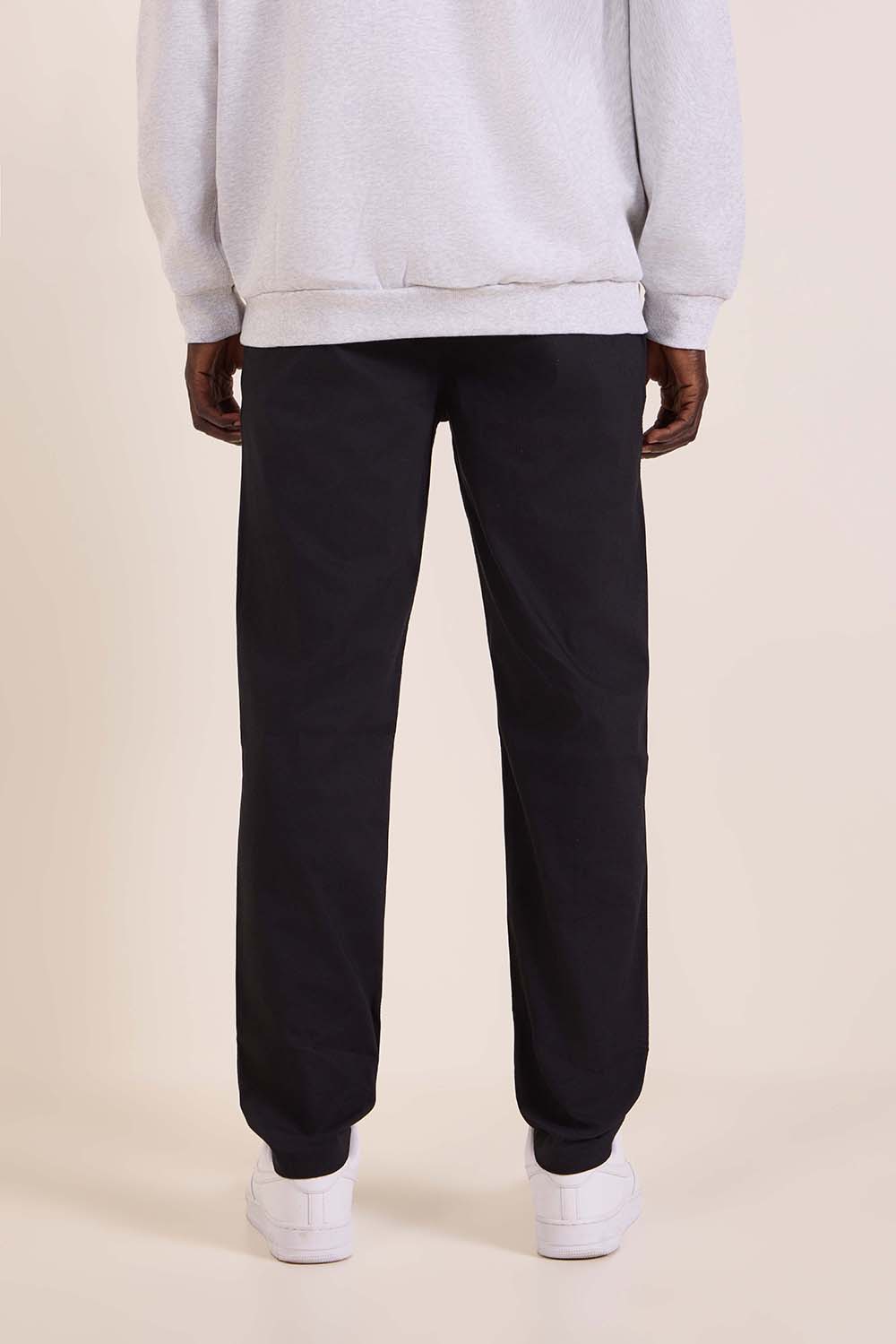 תמונת דוגמן אחורית של Cotton Twill Pintuck Pull-On Pant Regular