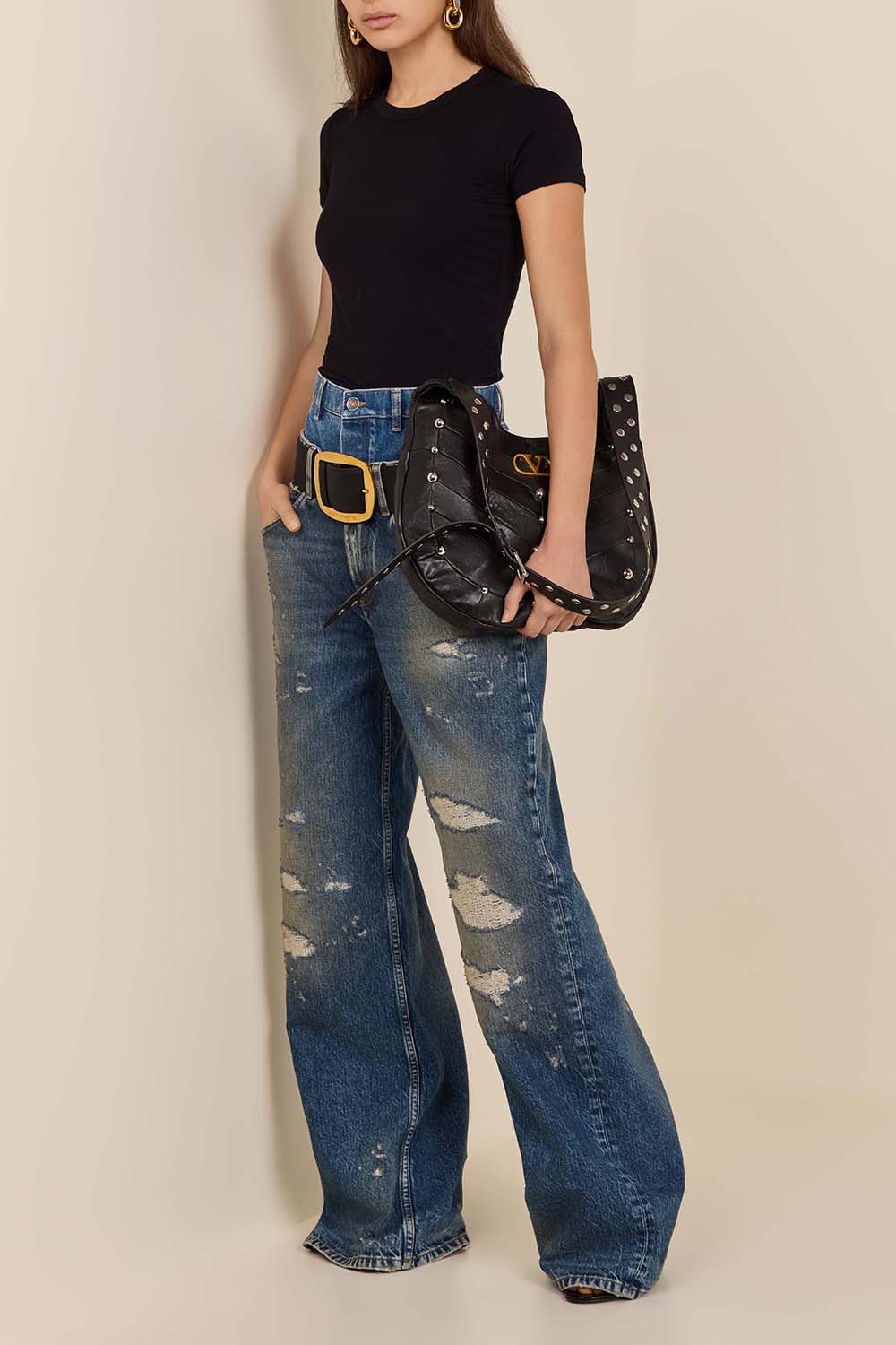 תמונת דוגמן קידמית של חגורת עור