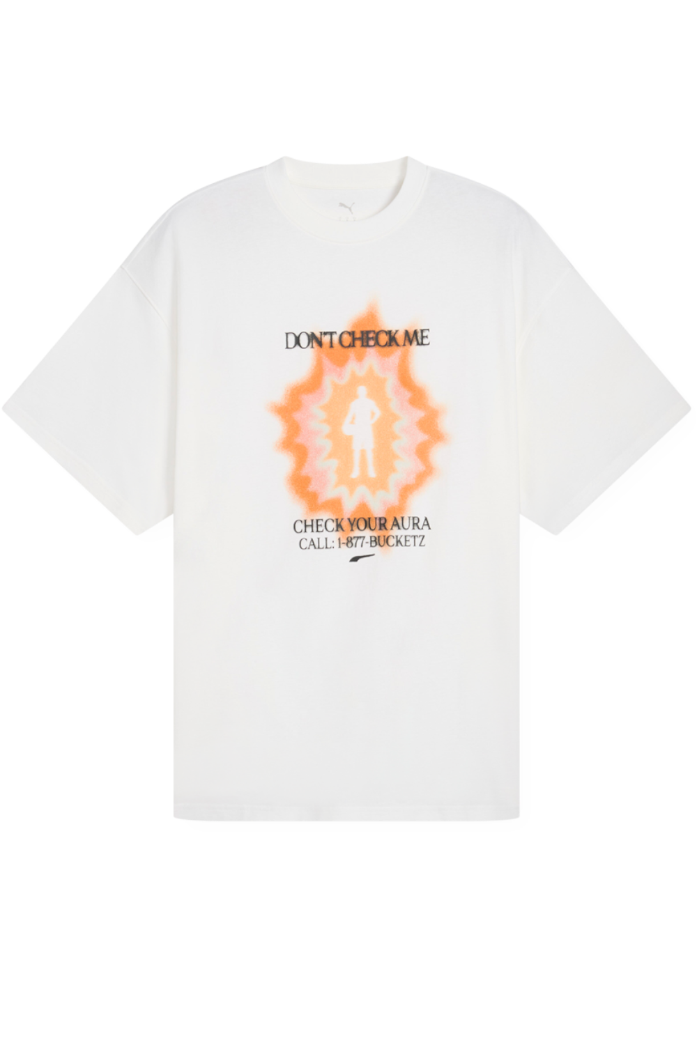 תמונה קידמית של חולצת טי אוברסייז