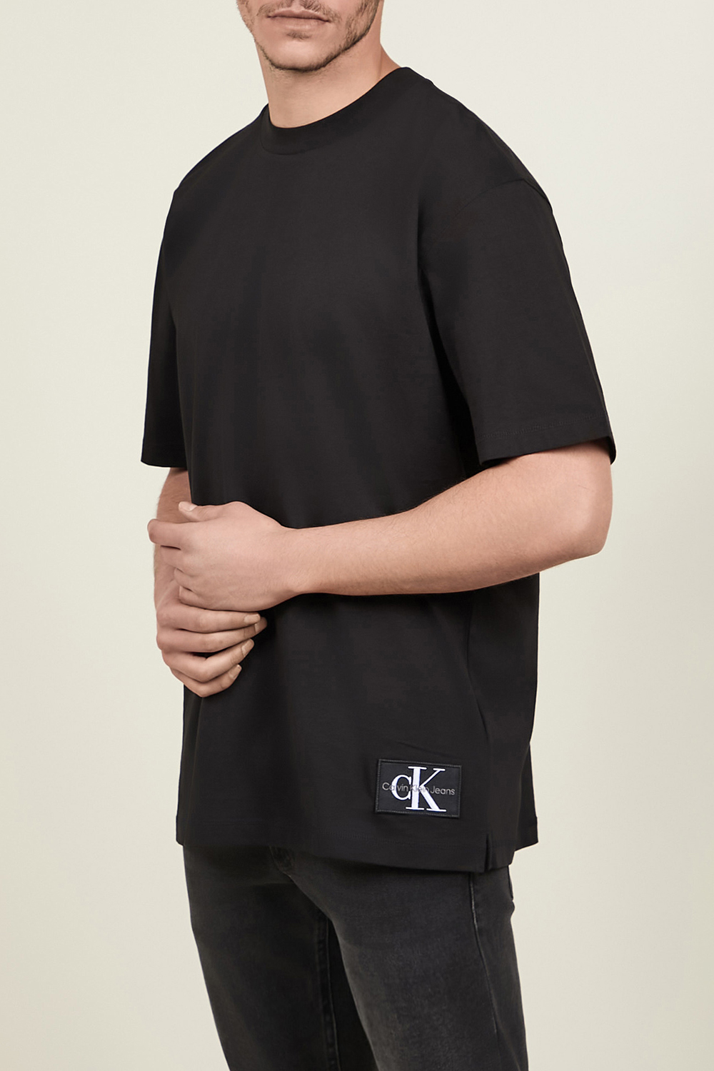 תמונת דוגמן קידמית של חולצת טי