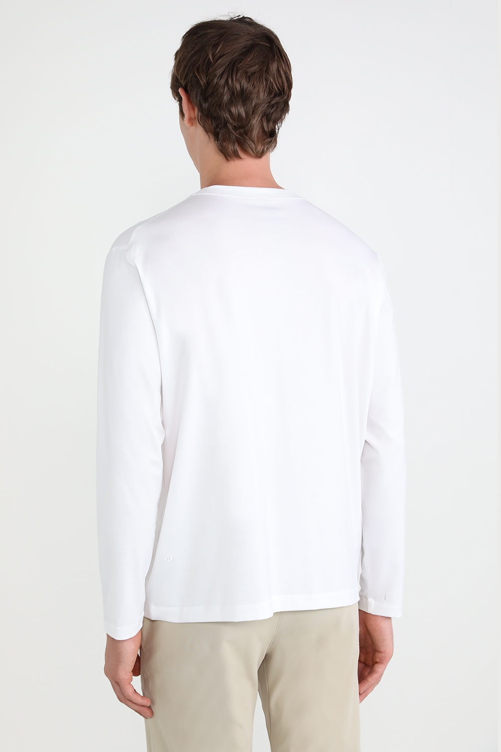 תמונת דוגמן אחורית של Fundamental Oversized Long-Sleeve Shirt Pocket