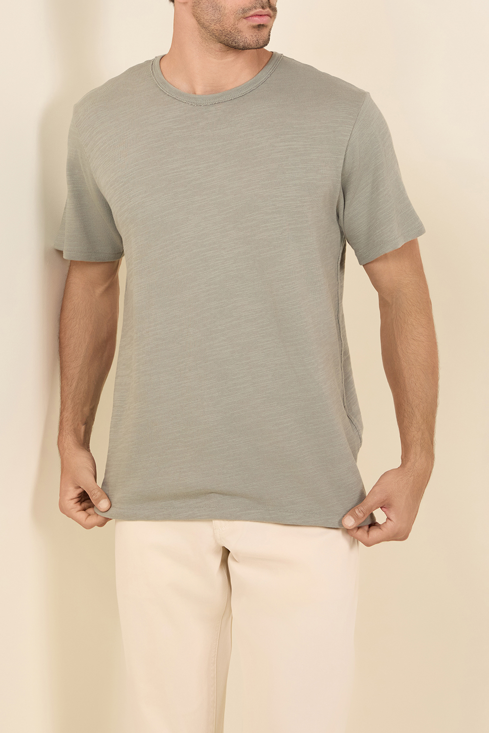 תמונת דוגמן קידמית של חולצת טי