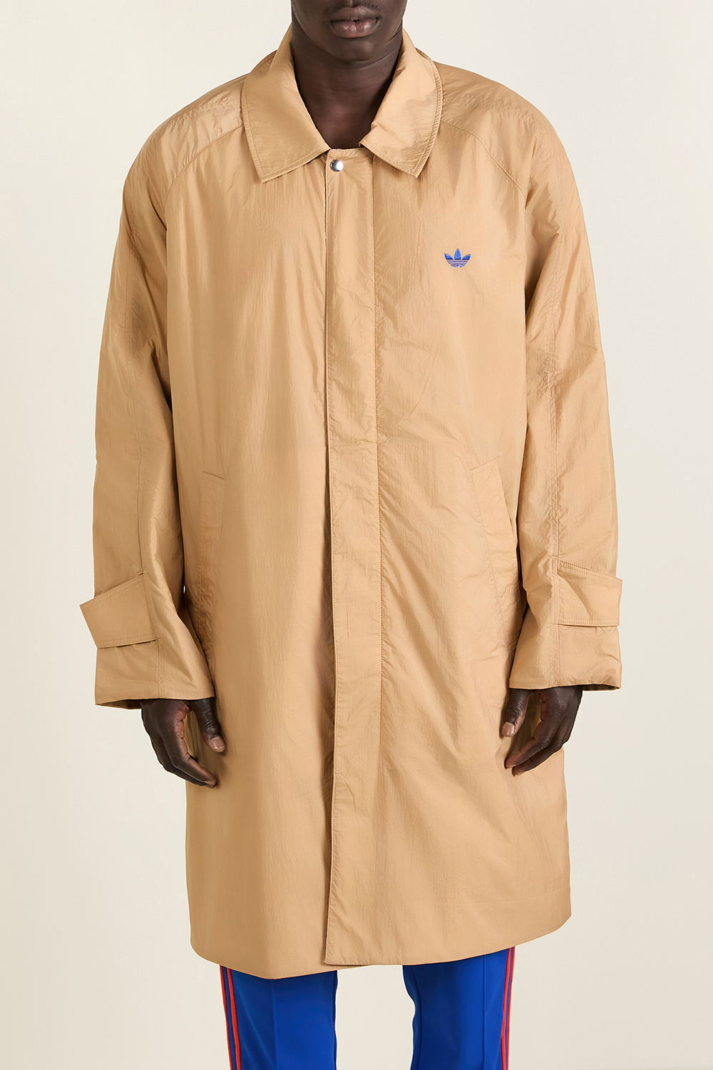 תמונת דוגמן קידמית של אדידס X וולס בונר ז'קט