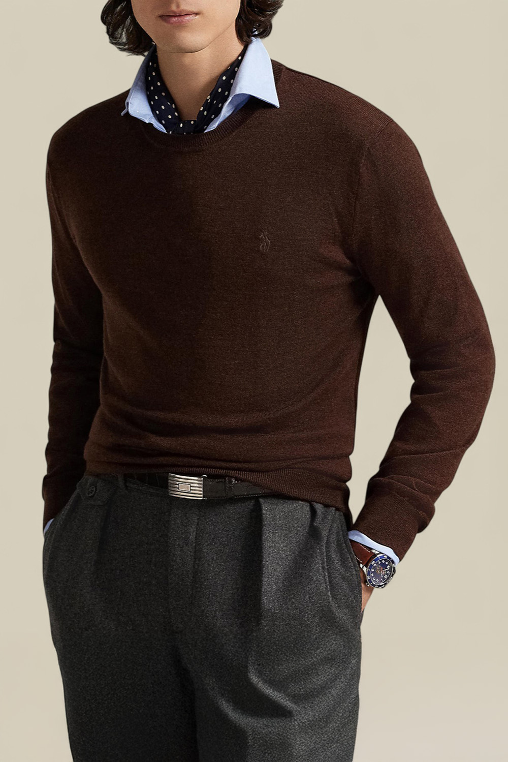 תמונת דוגמן קידמית של חולצת סריג