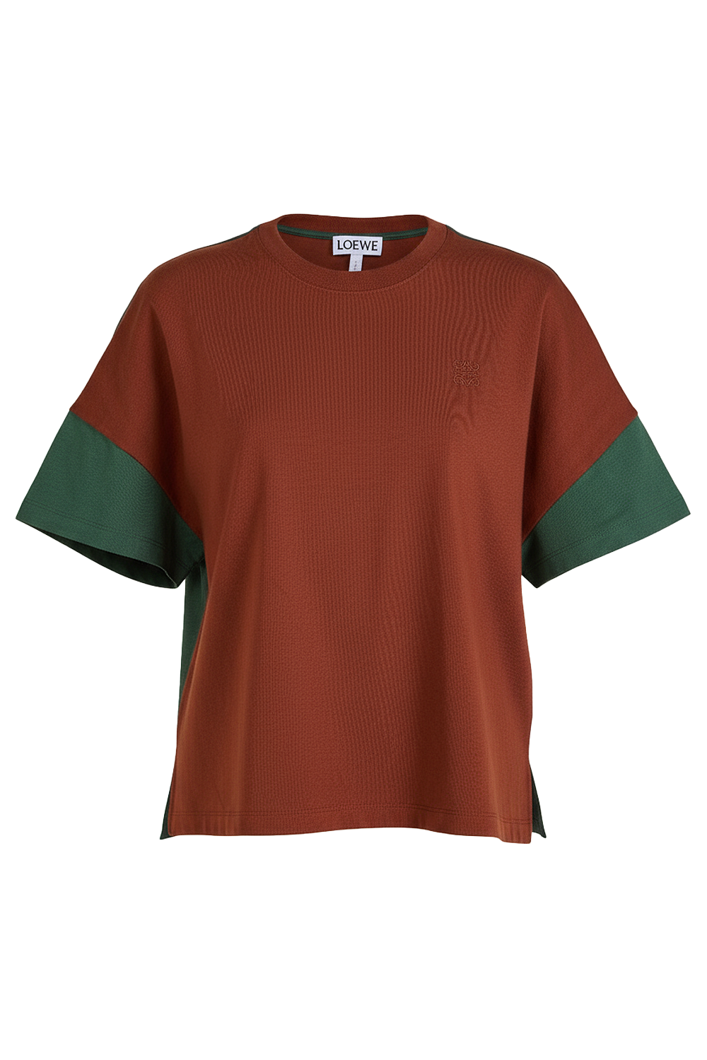 תמונה קידמית של חולצת טי