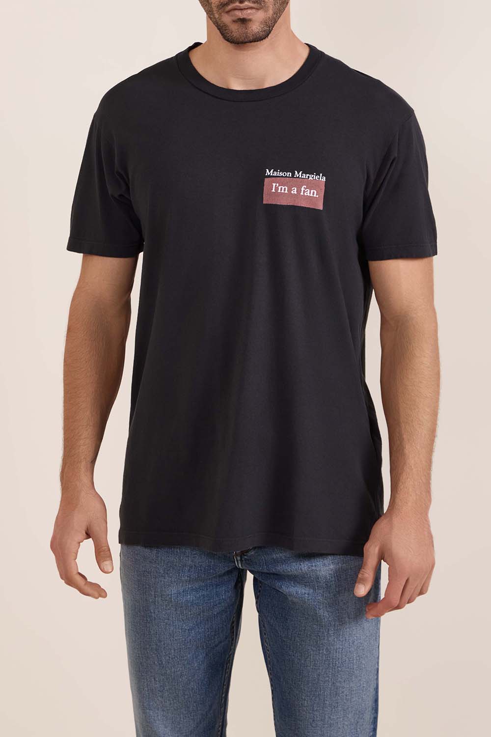 תמונת דוגמן קידמית של חולצת טי