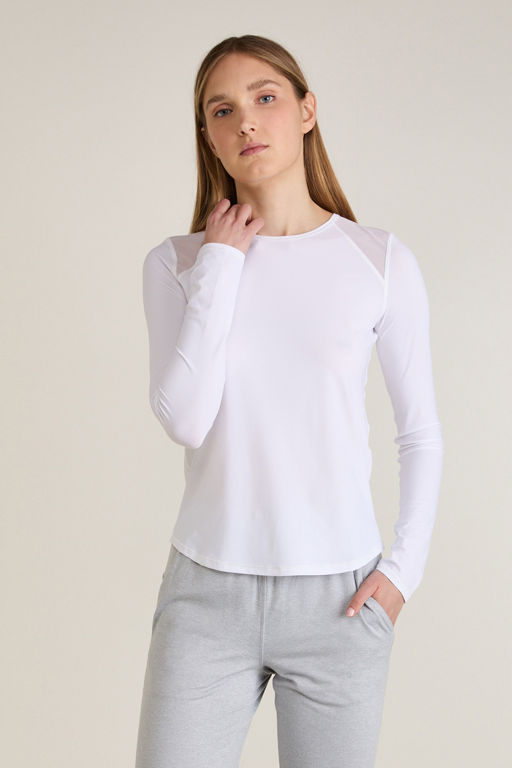 תמונת דוגמן קידמית של Sculpt Long-Sleeve