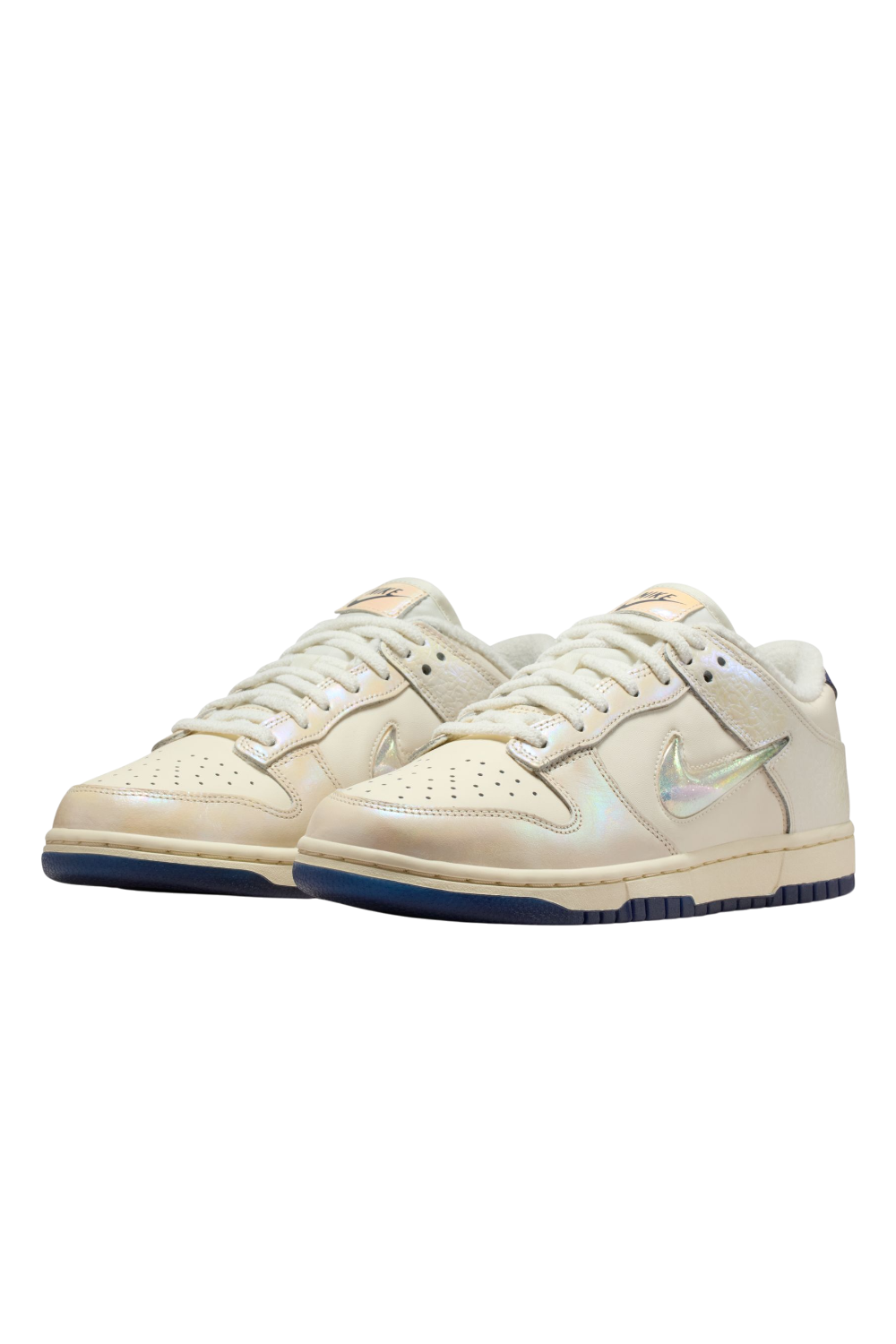 נעלי סניקרס דאנק