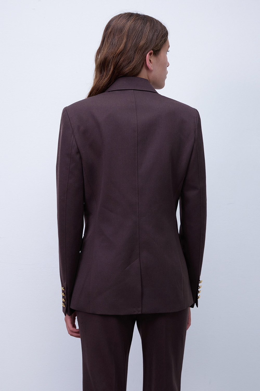 תמונת דוגמן אחורית של ז'קט מחויט