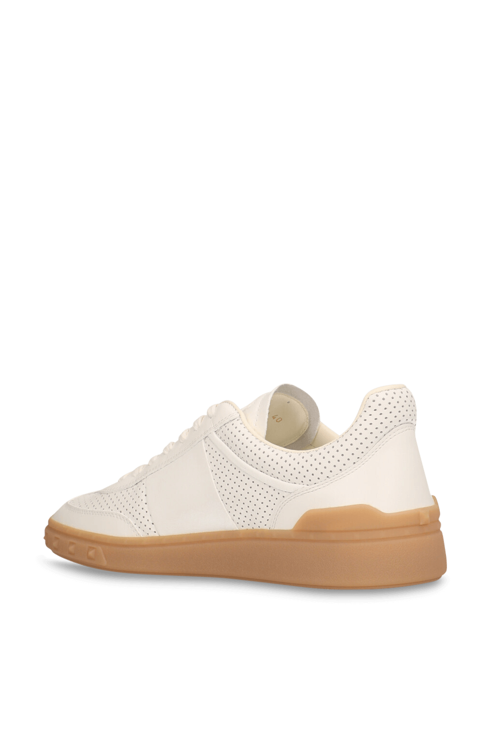 תמונה אחורית של נעלי סניקרס