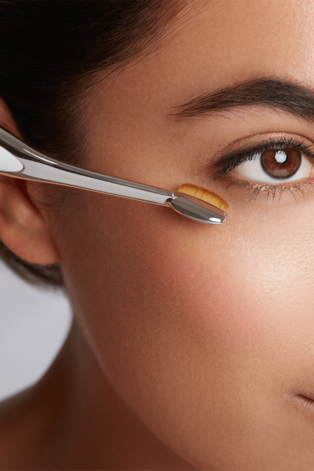 תמונת תקריב של Elite Linear 1