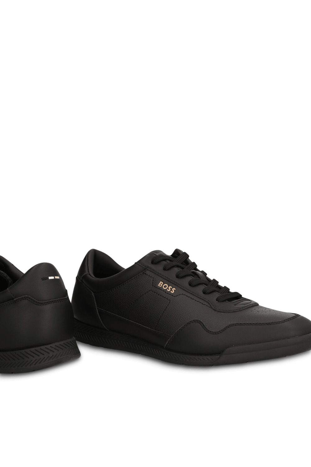 תמונת תקריב של נעלי סניקרס