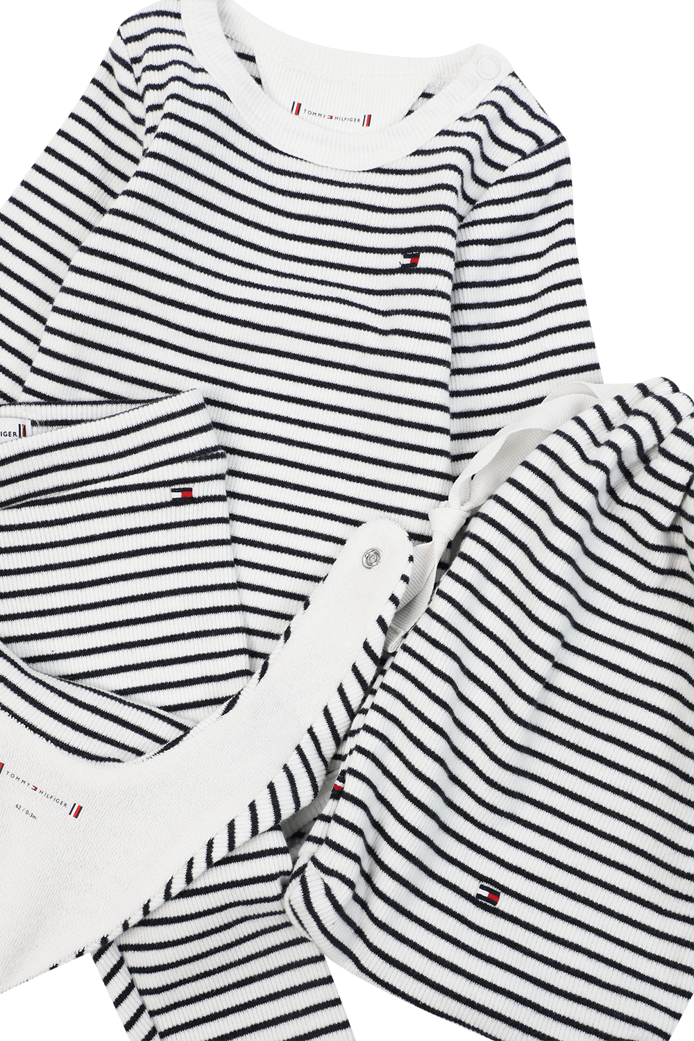 סט שלושה חלקים בסריגת ריב - גילאי 3-24 חודשים