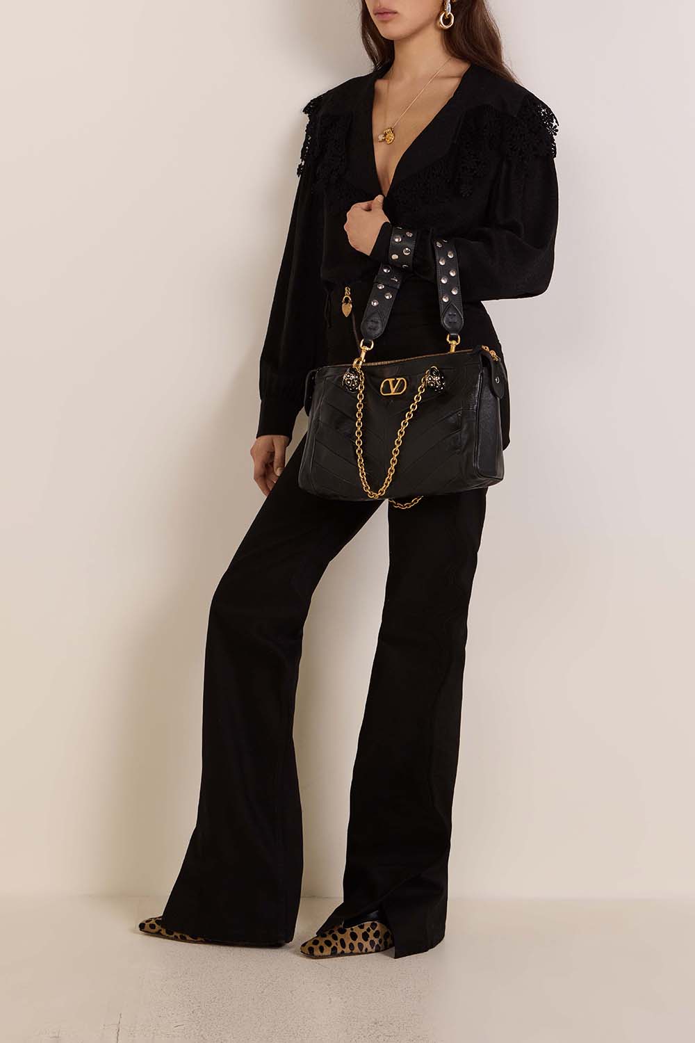 תמונת דוגמן קידמית של תיק כתף