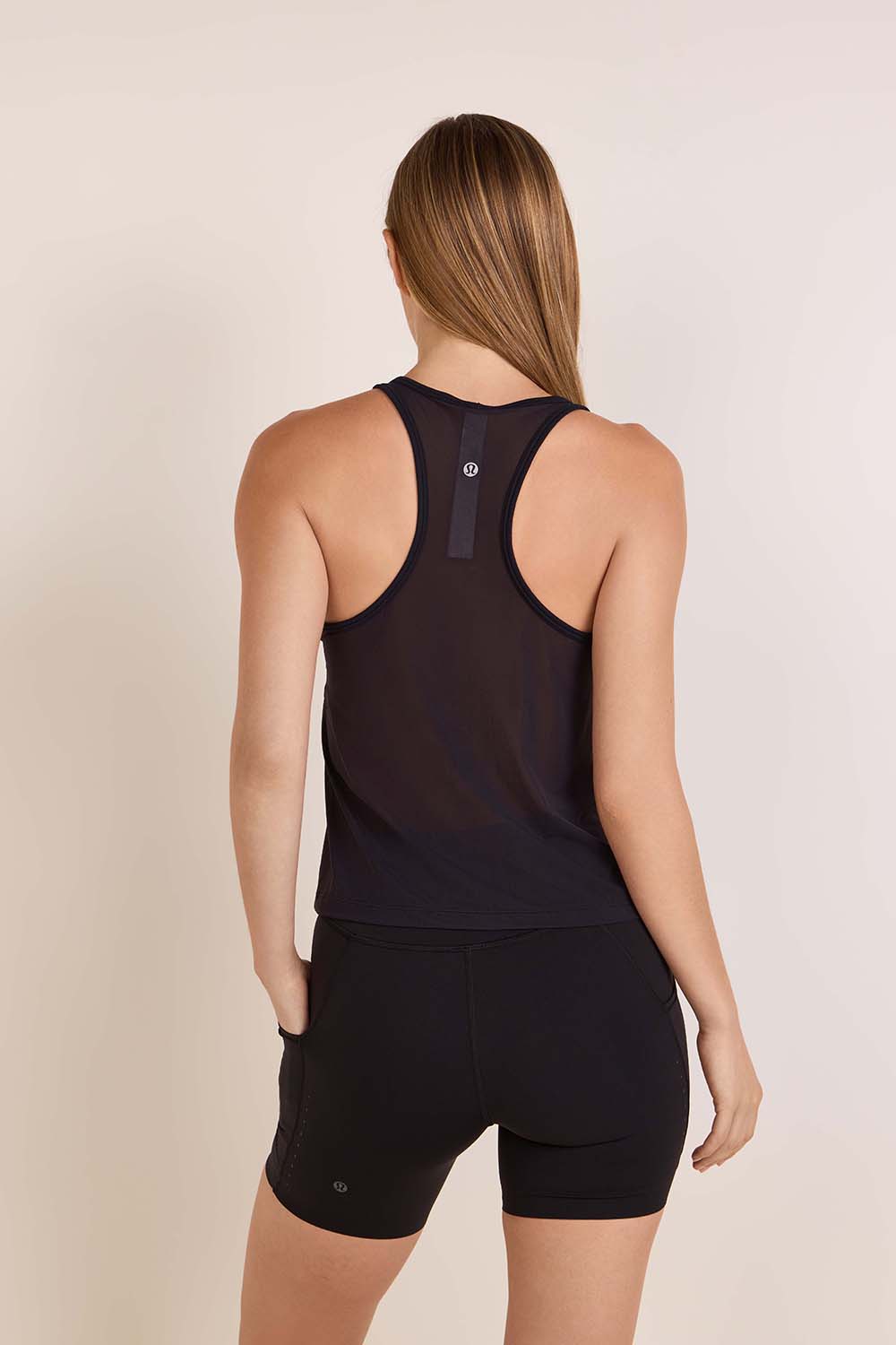 תמונת דוגמן אחורית של Swiftly Mesh-Back Tank