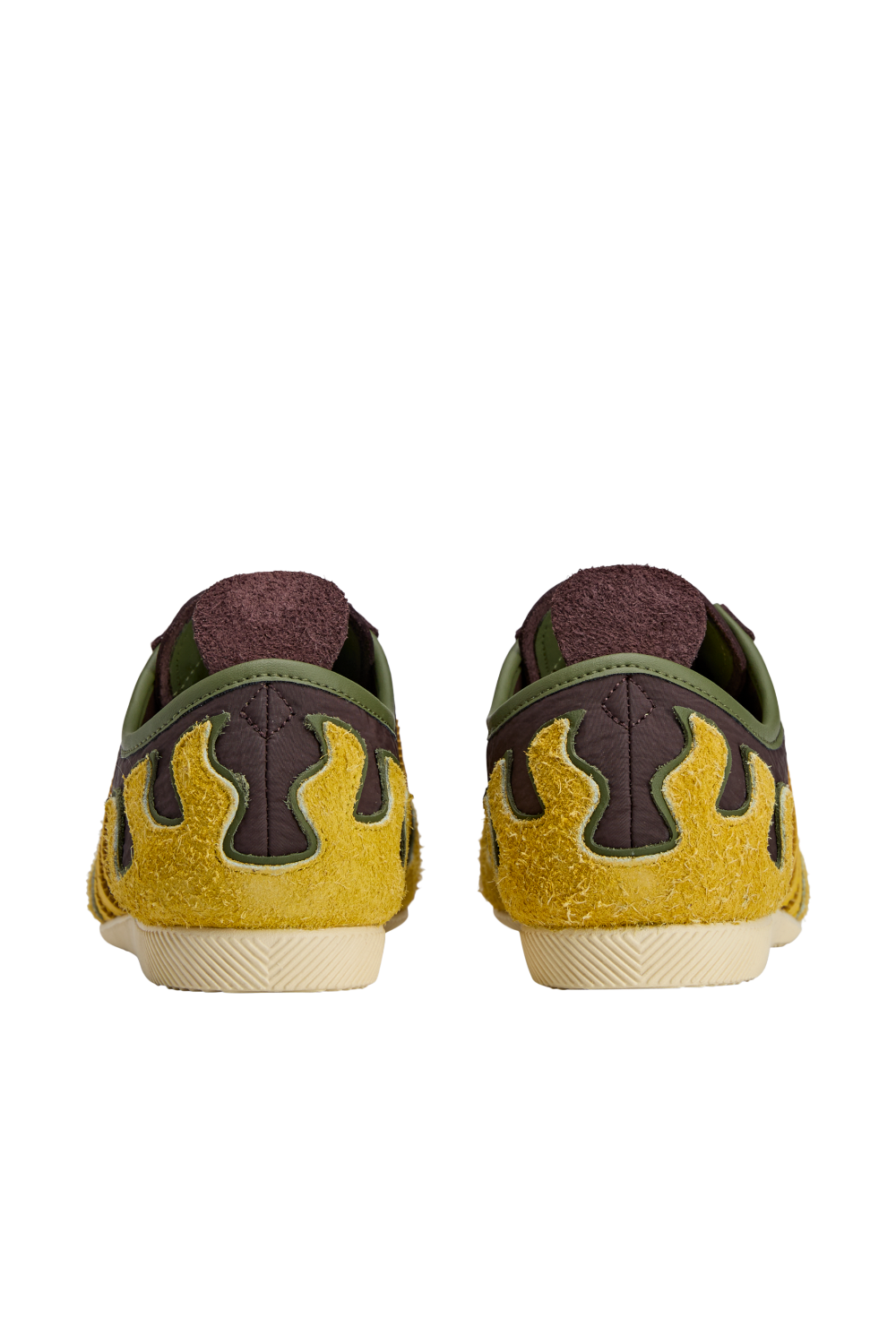 תמונת תקריב של אדידס X בריין דד נעלי סניקרס יפן