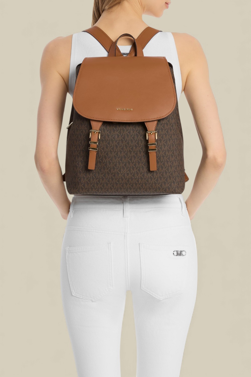 תמונת דוגמן קידמית של תיק גב קוינן מדיום