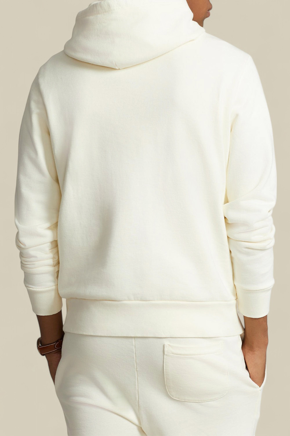 תמונת דוגמן אחורית של סווטשירט קפוצ'ון