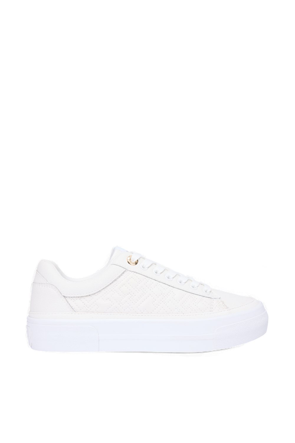 תמונה קידמית של נעלי סניקרס פלטפורמה