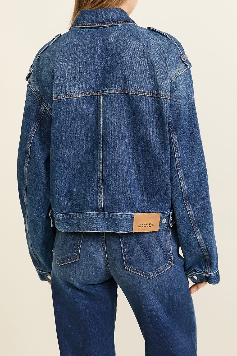 תמונת דוגמן אחורית של ז'קט ג'ינס