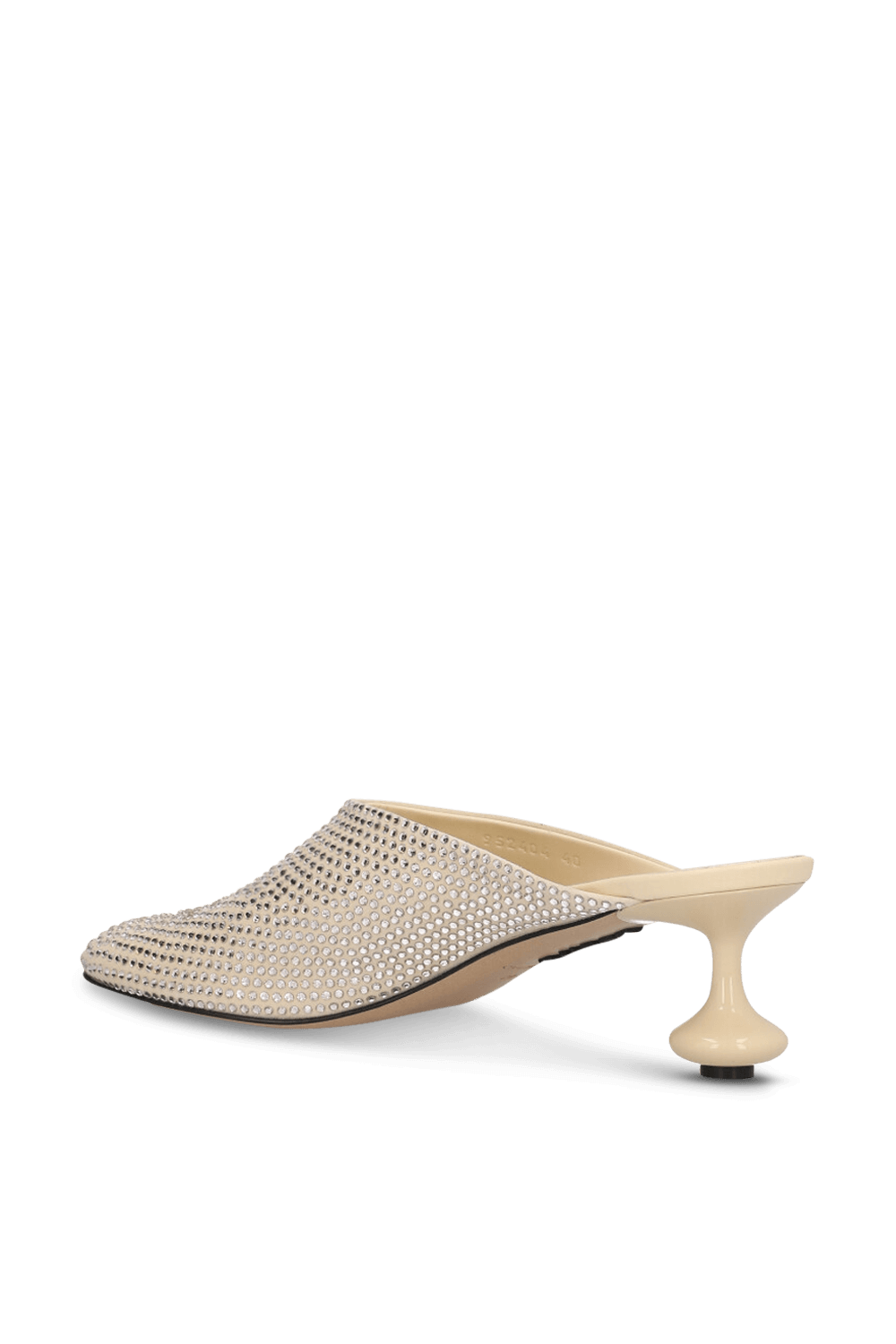 תמונה אחורית של נעלי מיולס עקב