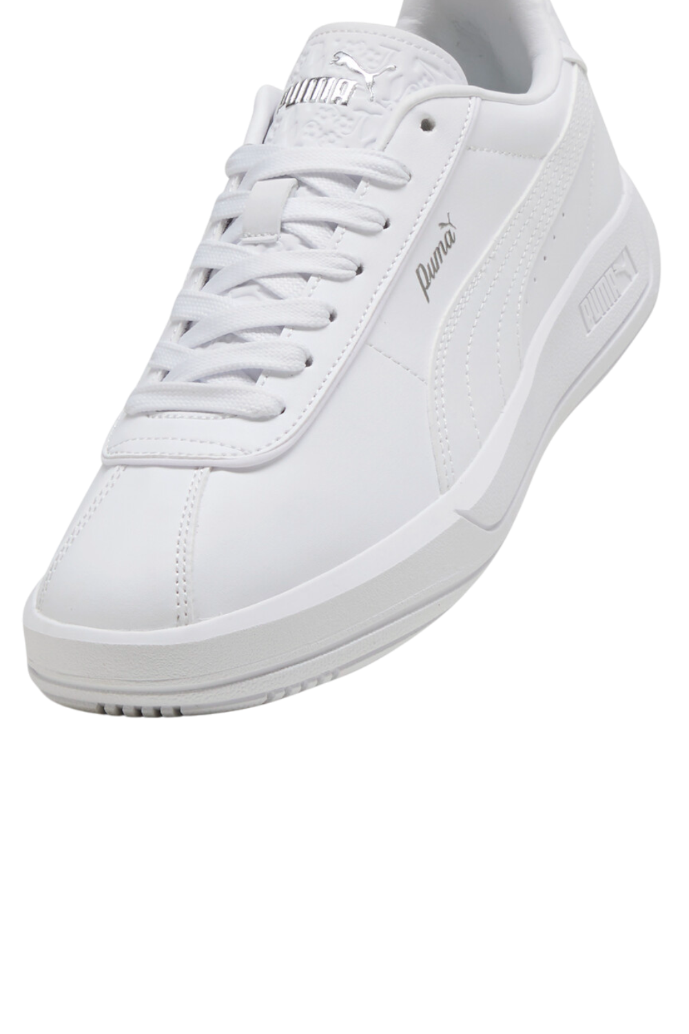 תמונה אחורית של נעלי סניקרס