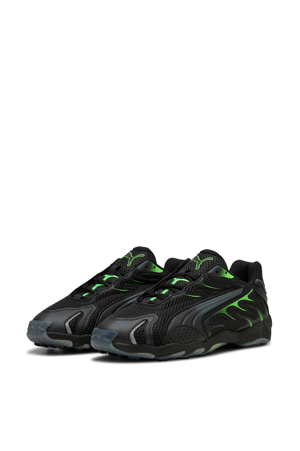 תמונה אחורית של נעלי סניקרס