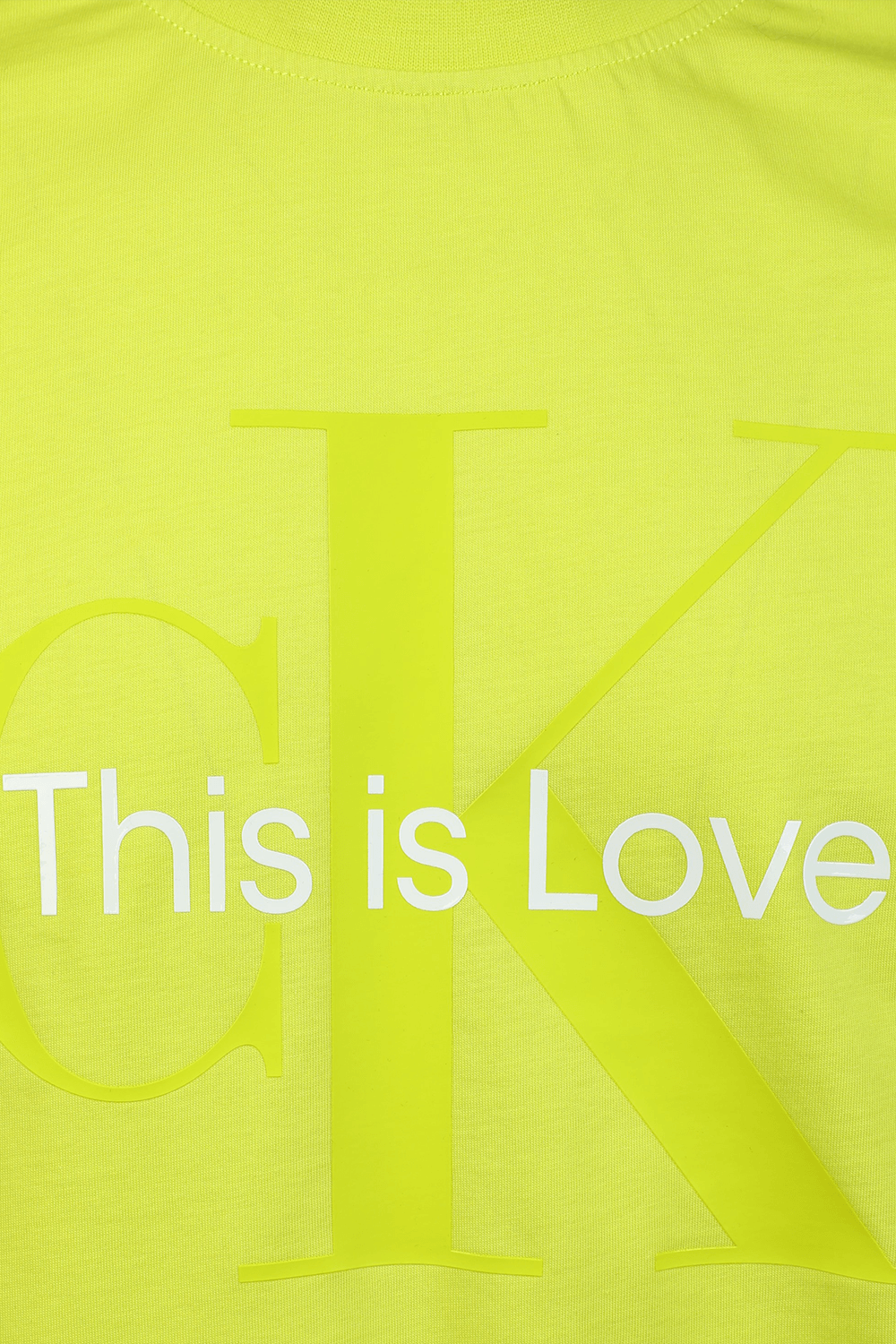 תמונה אחורית של חולצת גאווה צהובה