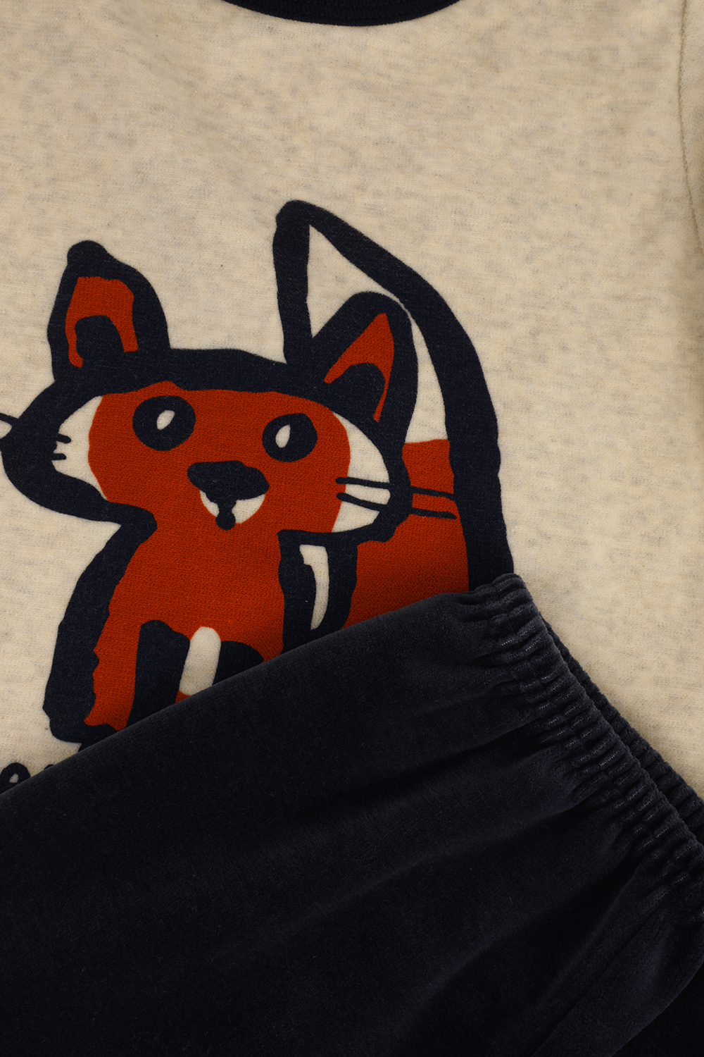 תמונת פנים של סט פיג'מה ארוך עם הדפס חתול - גילאי 6-12