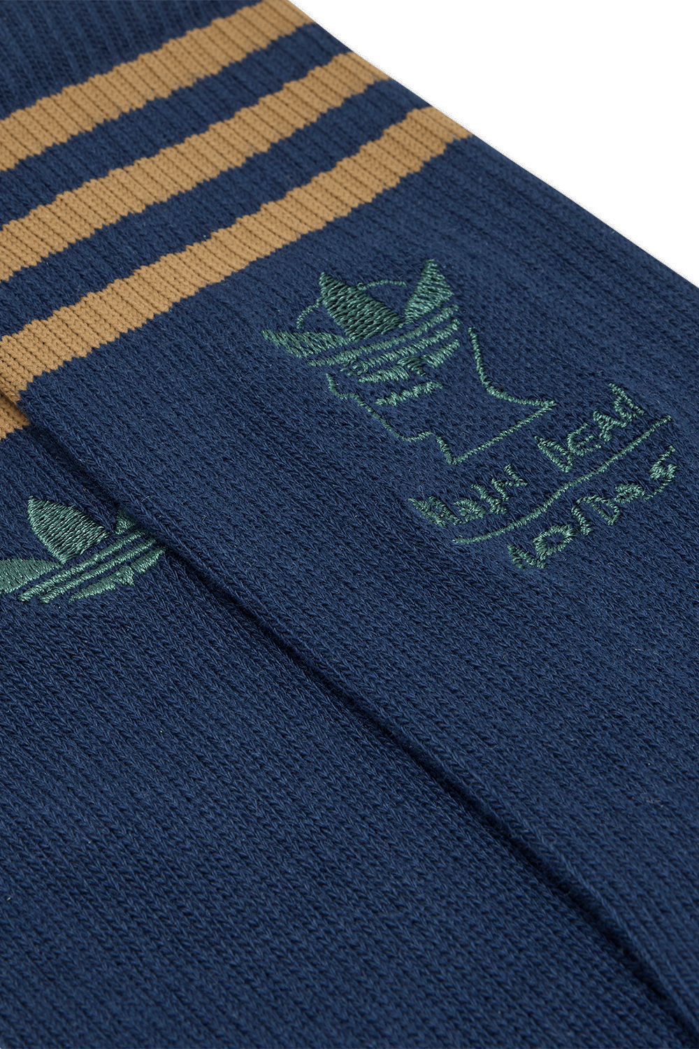 תמונה אחורית של אדידס X בריין דד גרביים