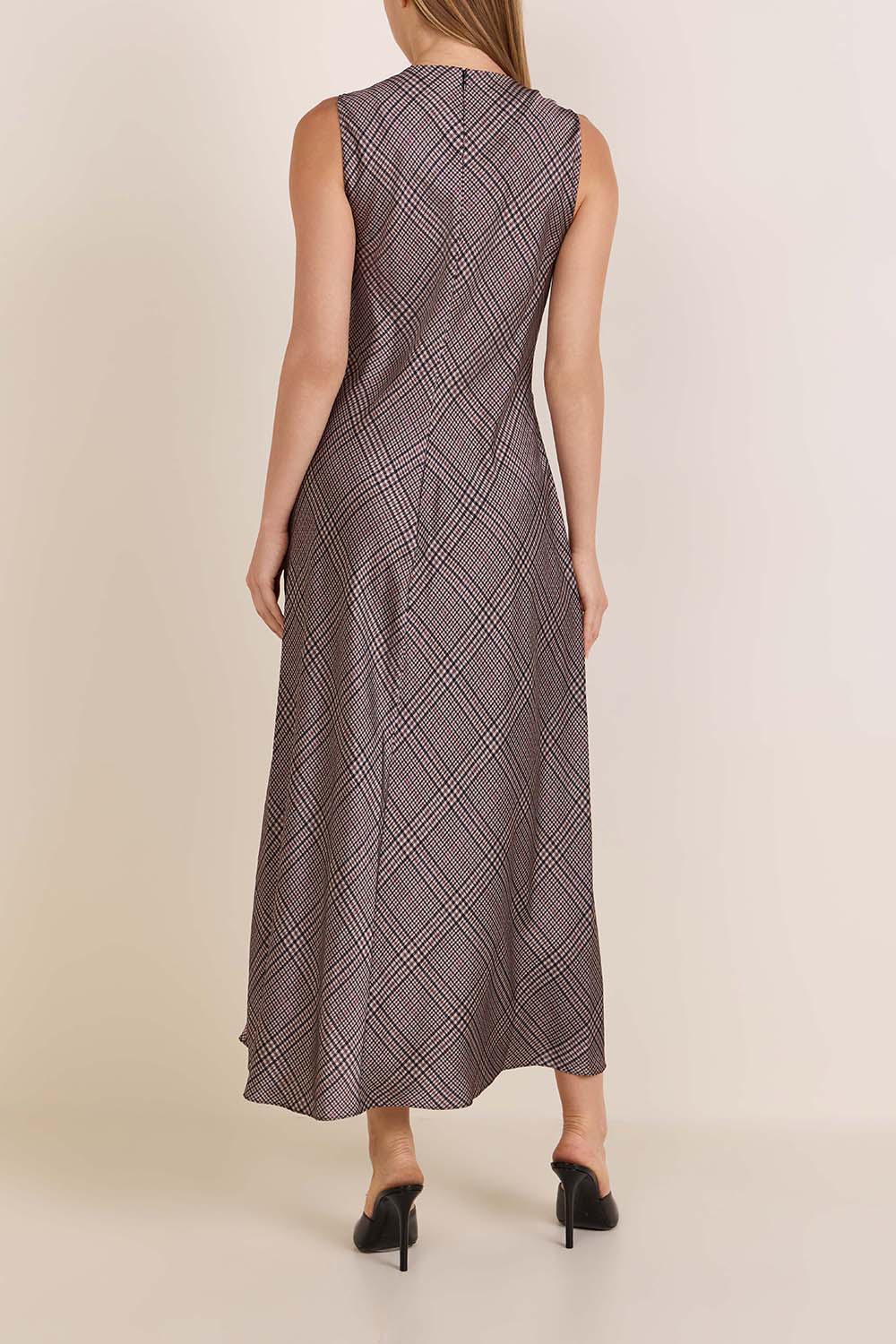 תמונת דוגמן אחורית של שמלת מקסי