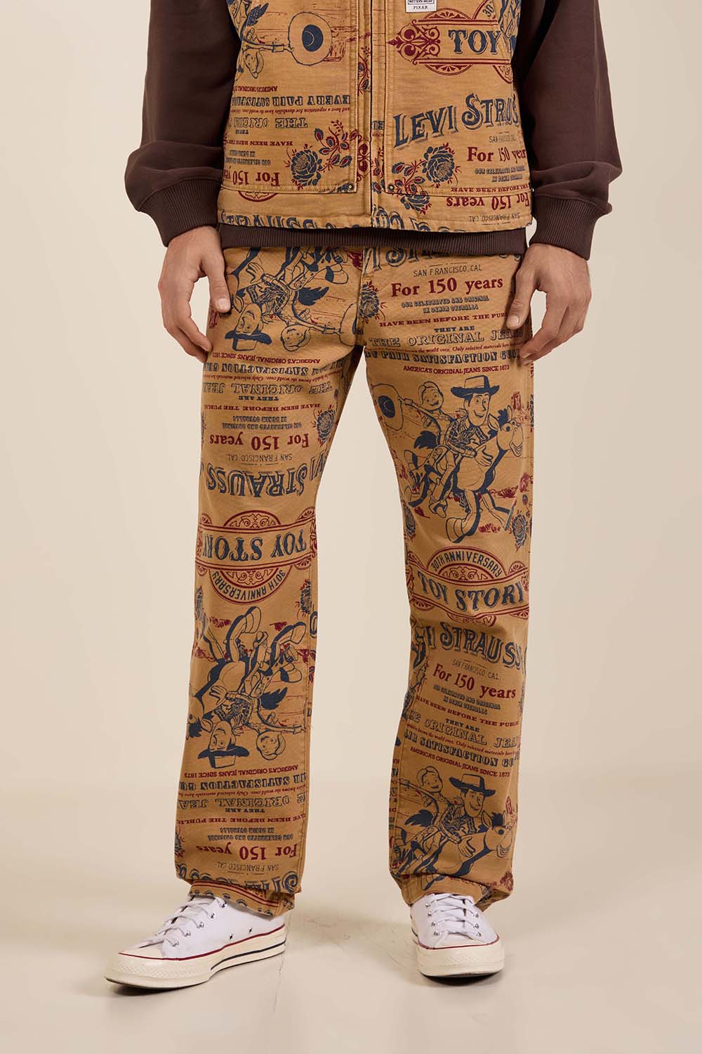 תמונת דוגמן קידמית של ליוויס X צעצוע של סיפור מכנסי ג'ינס 568