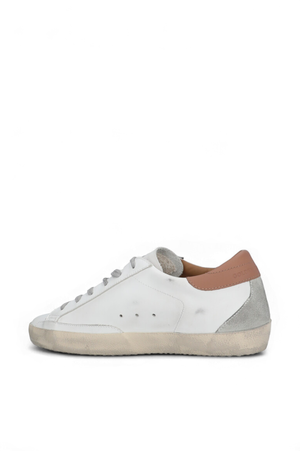 תמונה אחורית של נעלי סניקרס