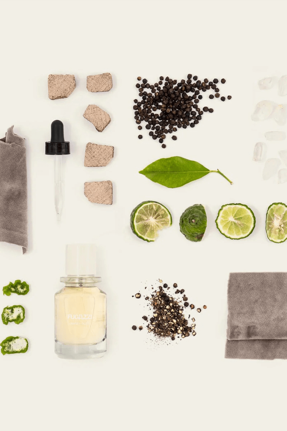 תמונת תקריב של Fugazzi Angel Dust Eau de Parfum 100 ml