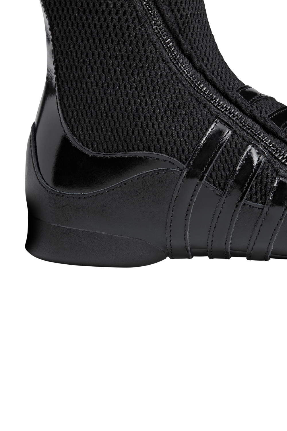 תמונת פנים של אדידס X מיאו מגפי ברך