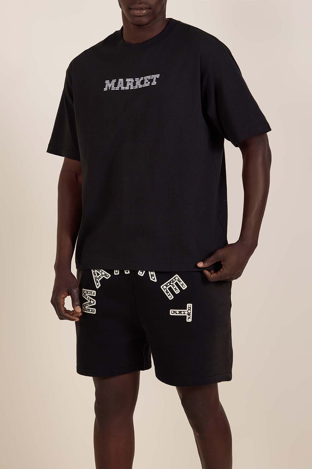 תמונת דוגמן קידמית של חולצת טי