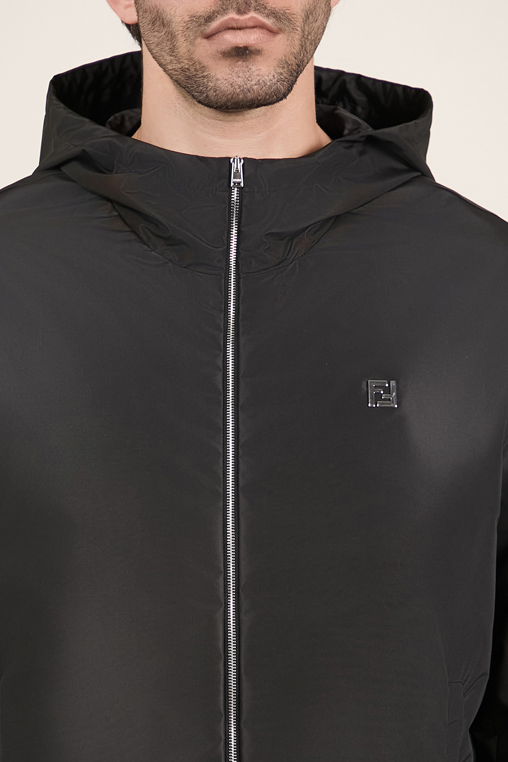 תמונת תקריב דוגמן של ז'קט בומבר קל